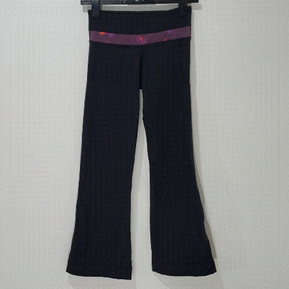 Lululemon black boot cut leggings